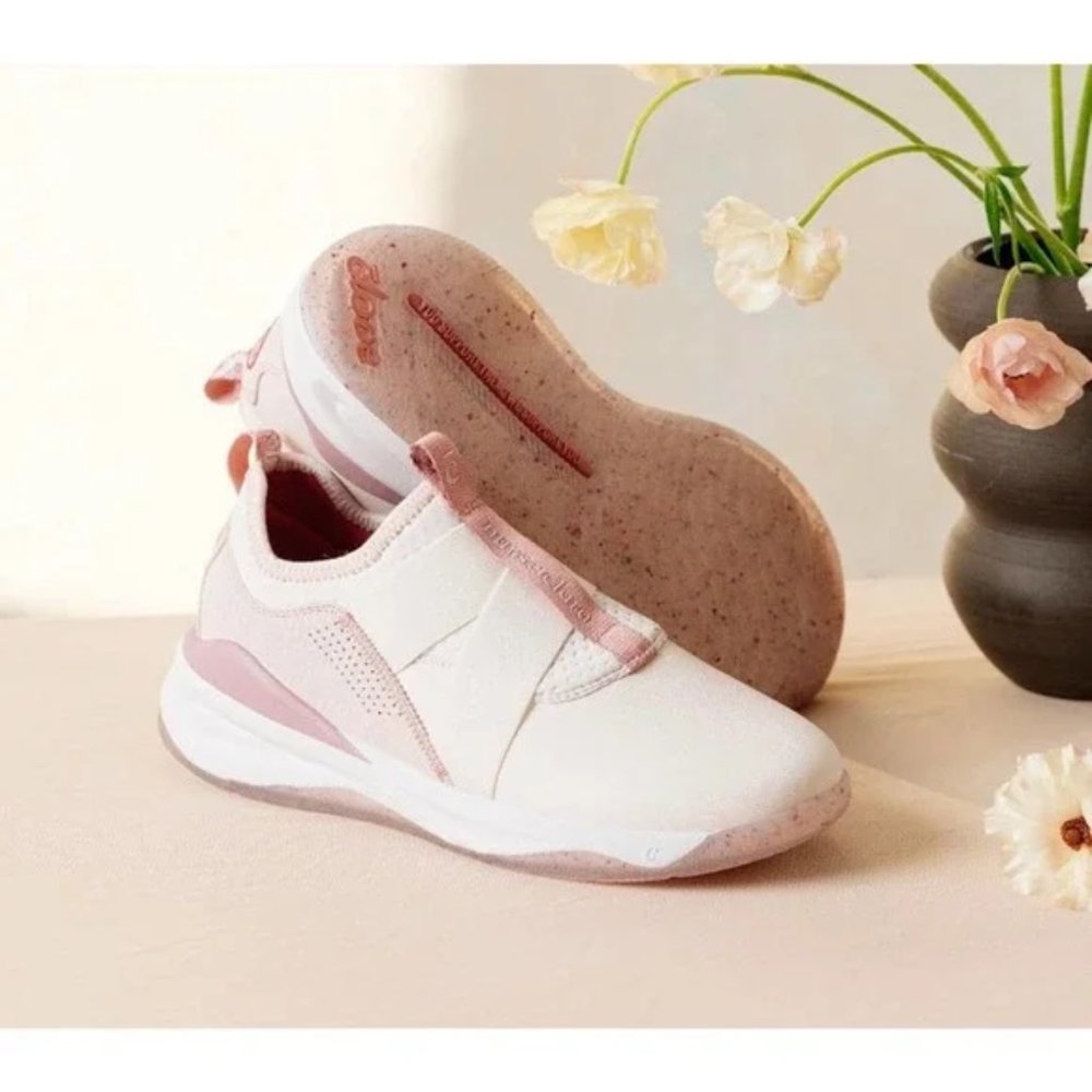 Clove Limited Edition Womens Size 11.5 Clara Blush Light‎ Pink Sneakers Shoes